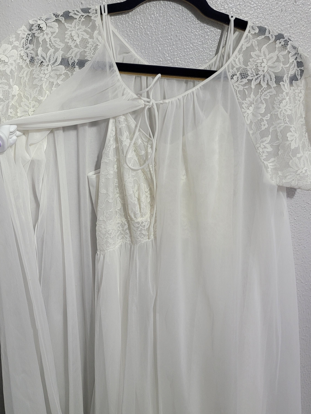 Vanity Fair Two Piece Peignoir Set